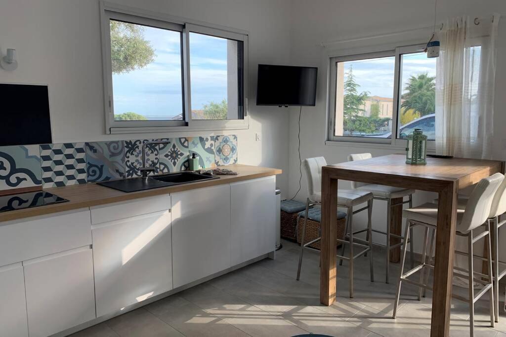 Superbe Appartement Avec Terrasse Et Vue Bouzigues Esterno foto